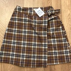 Brandy melville plaid skirt